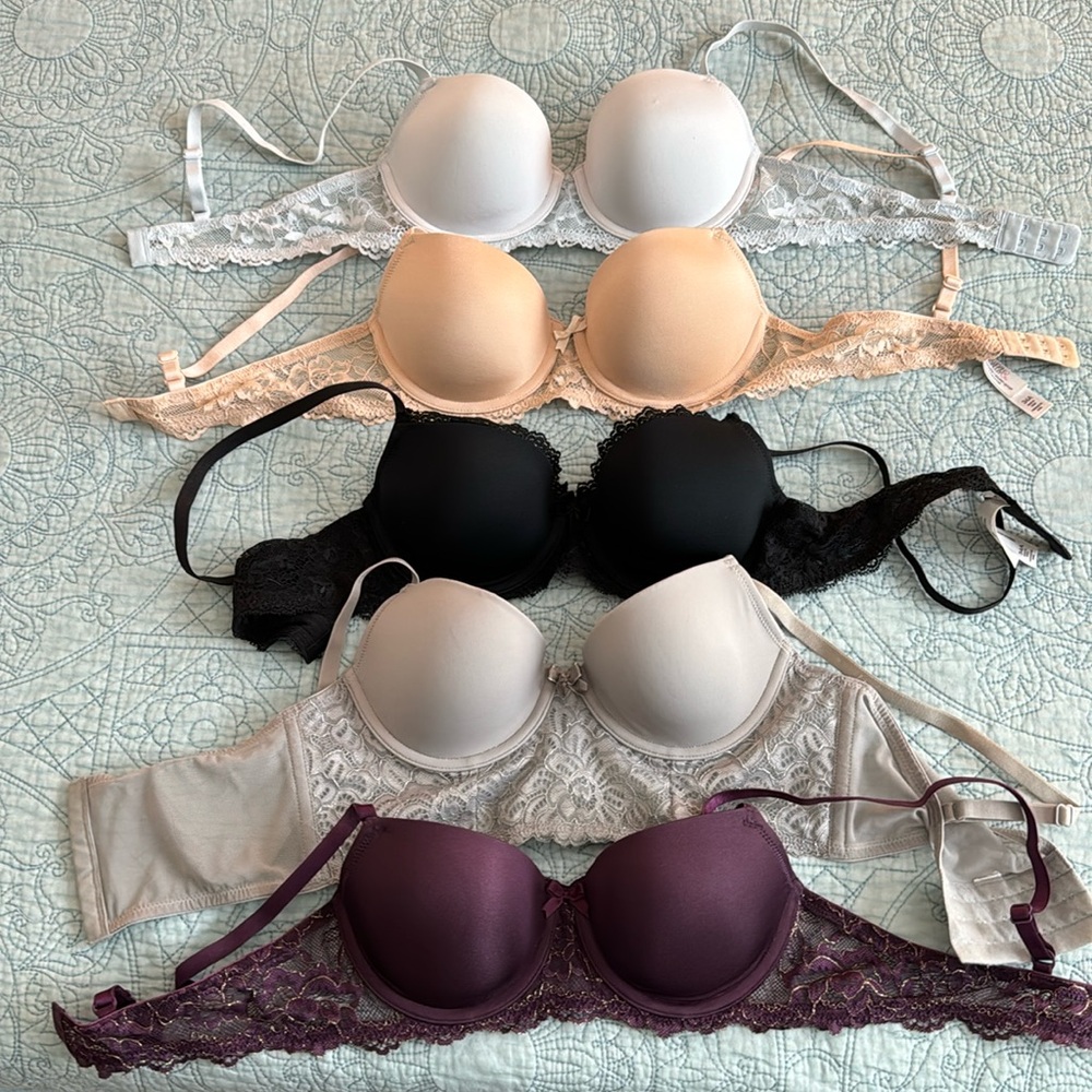 Never worn bundle of 5 Gillian O’Malley Ballconette bras size 34A